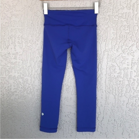Lululemon Reversible Capri Cropped Legging Pants - Picture 7 of 12